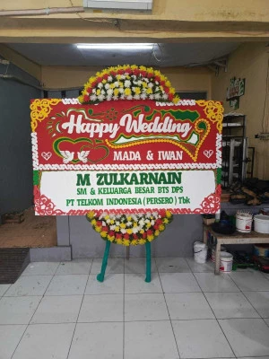 Papan Bunga di Gandaria Selatan