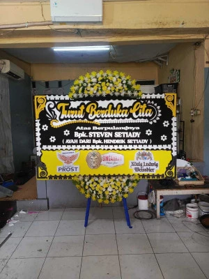 Papan Bunga di Gandaria Selatan